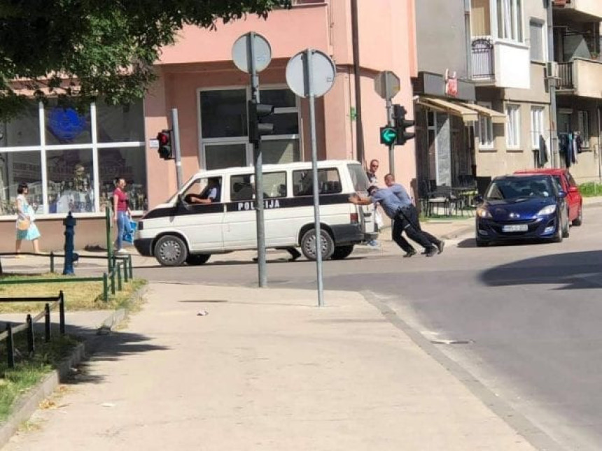 Policija u Bihaću ostala bez goriva