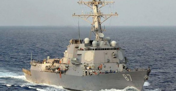 Тензије: Америка послала разарач