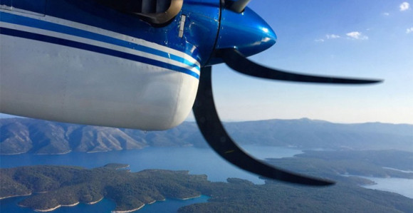 Srušio se avion kod Hvara