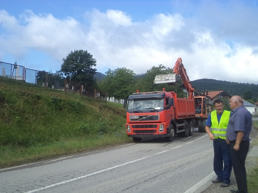 Počela sanacija klizišta u Kobašu