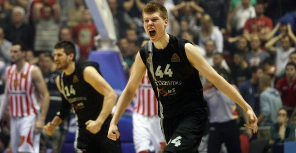 ''Dobro pamti sve''! Bertans se zahvalio Partizanu na srpskom i otišao u NBA!