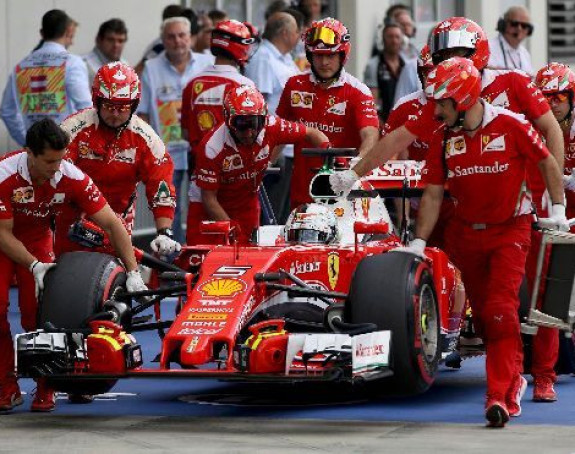 F1 - Italijanski mediji bruje: Ferari je na koljenima!