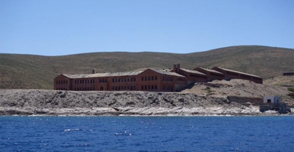 Goli otok je imala i Grčka