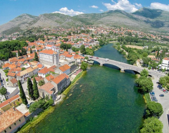 Grad počeo da dobija vodu