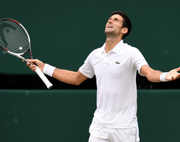 Novak preko Rafe do finala Vimbldona!