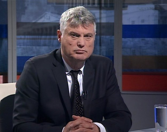 A sad malo i Lazanski?!