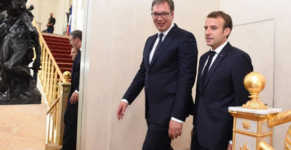 Vučić pripremio nekoliko poklona