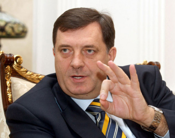 Немогуће издвојити Сребреницу из Српске
