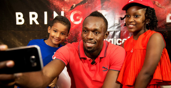 Bolt našao novi posao, zauzvrat dobio ''NAJBRŽU KUĆU NA SVIJETU''!