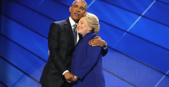 Dok se Hilari "liječi", Obama "radi posao"