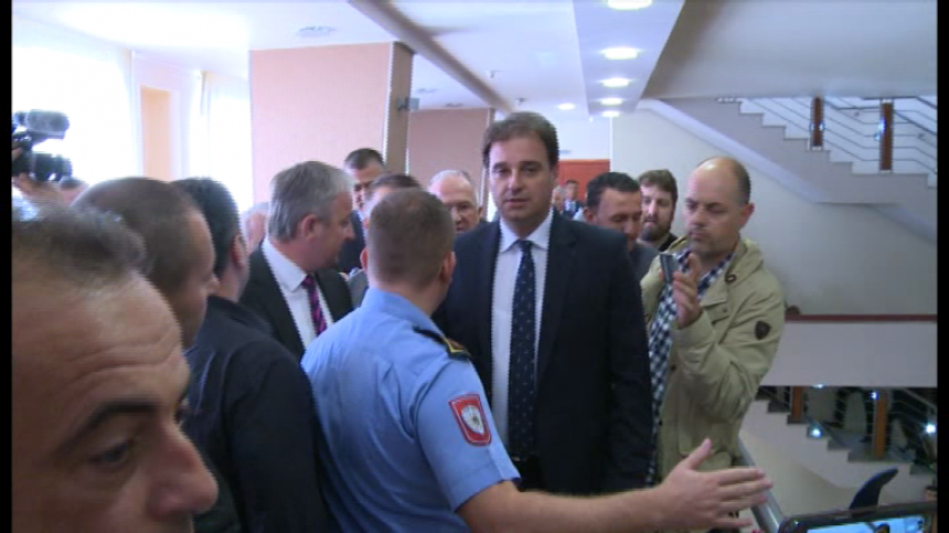 Dodik ponovio državni udar   