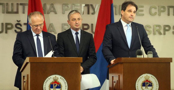 Ministar Lukač da podnese ostavku