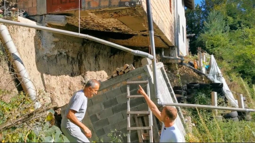 BL: U Česmi pola kuće u vazduhu još od poplava 