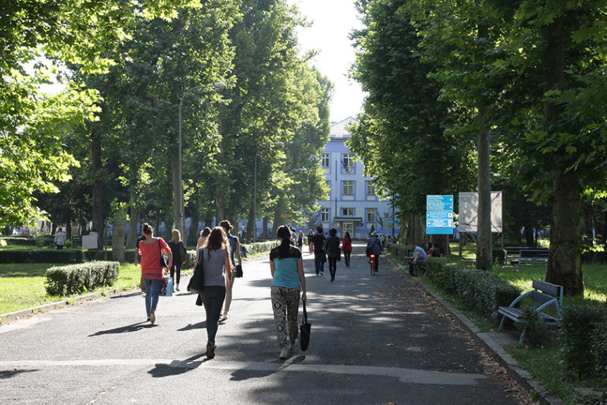U RS nikako da zaživi studiranje na engleskom