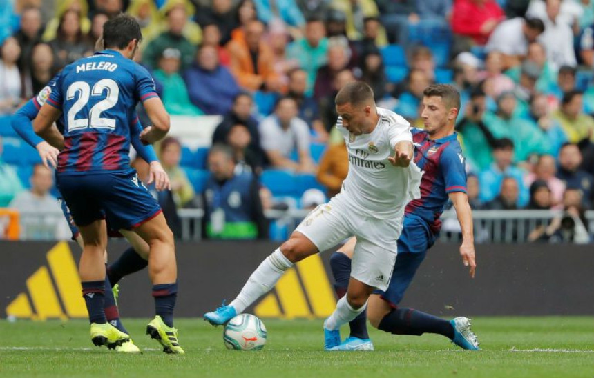 ŠPA: Madrid dočekao Azara, umjesto fešte panika!