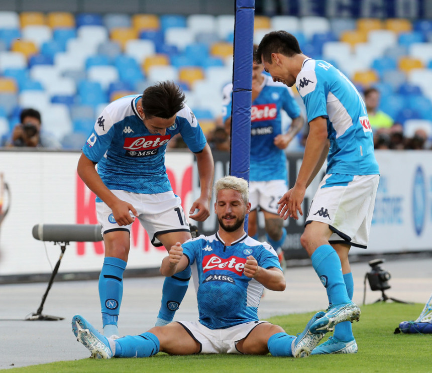 ITA: Mertens x2, Napolitanci za petama "staroj dami"!