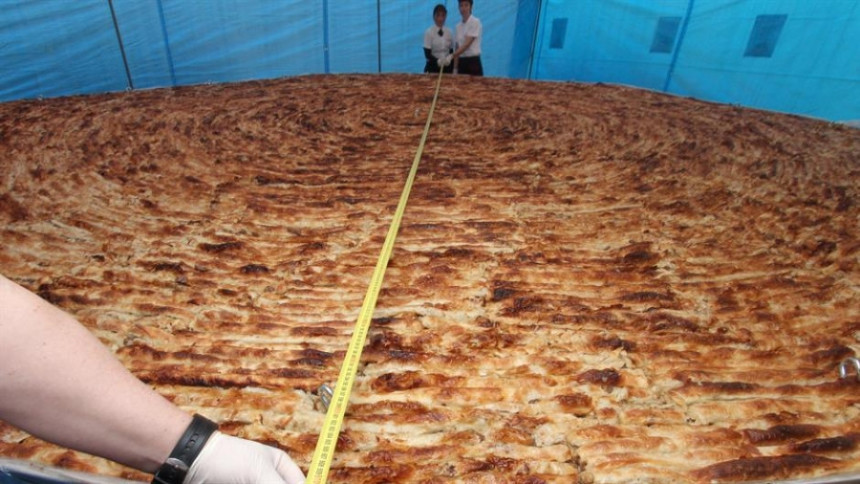 Burek u Tuzli za Ginisov rekord