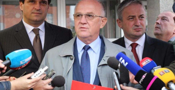 Poštujte odluke Parlamenta!