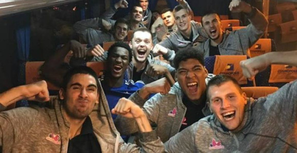 Priča: Učitelj Dejan, neki novi (Mega) klinci i NBA Goga