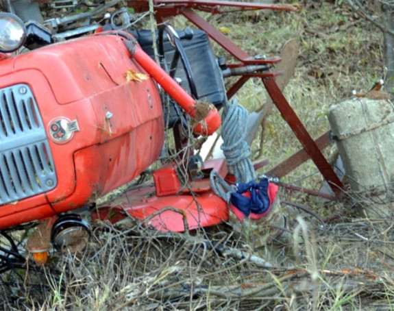 Ženu pregazio traktor