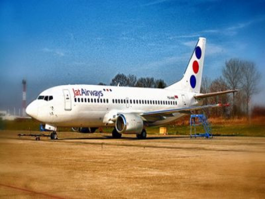Avion Jata vraćen sa leta za Rim