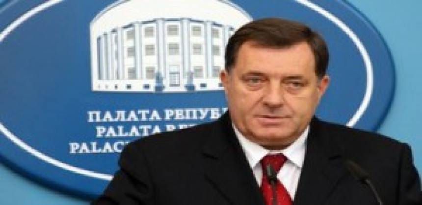 Dodik: Pritisci neće promiјeniti pravila za izbore u Srebrenici