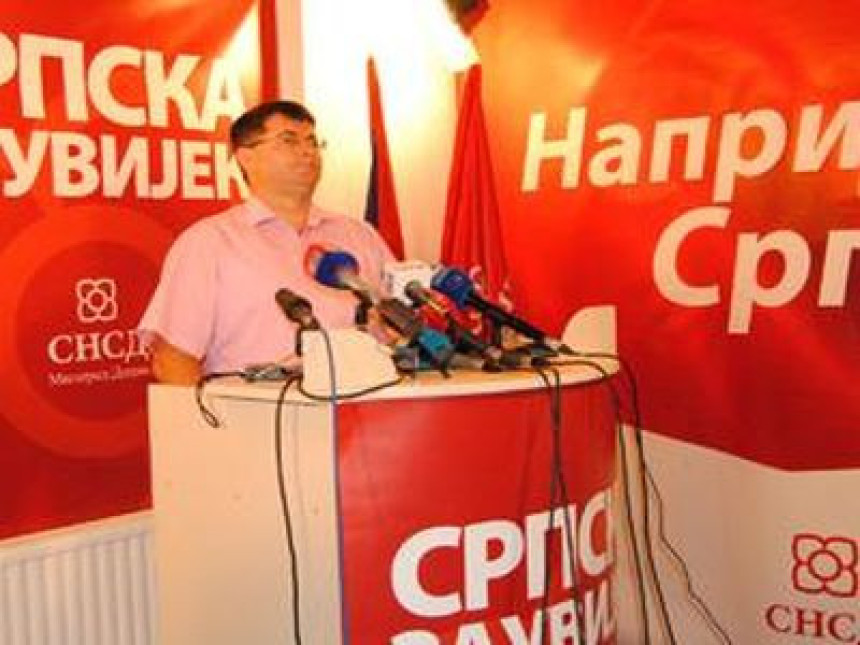 Neprimjereno ponašanje međunarodnih zvaničnika (VIDEO)