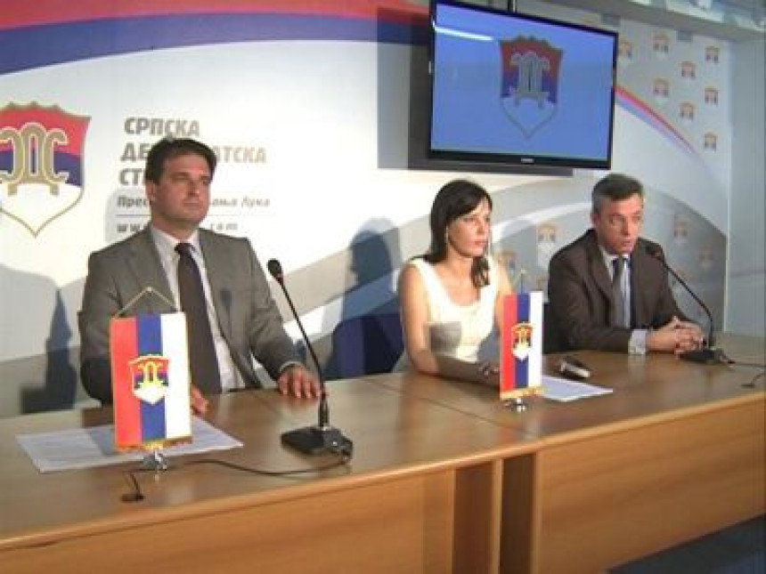 Krenuti od Dodika i Bosića