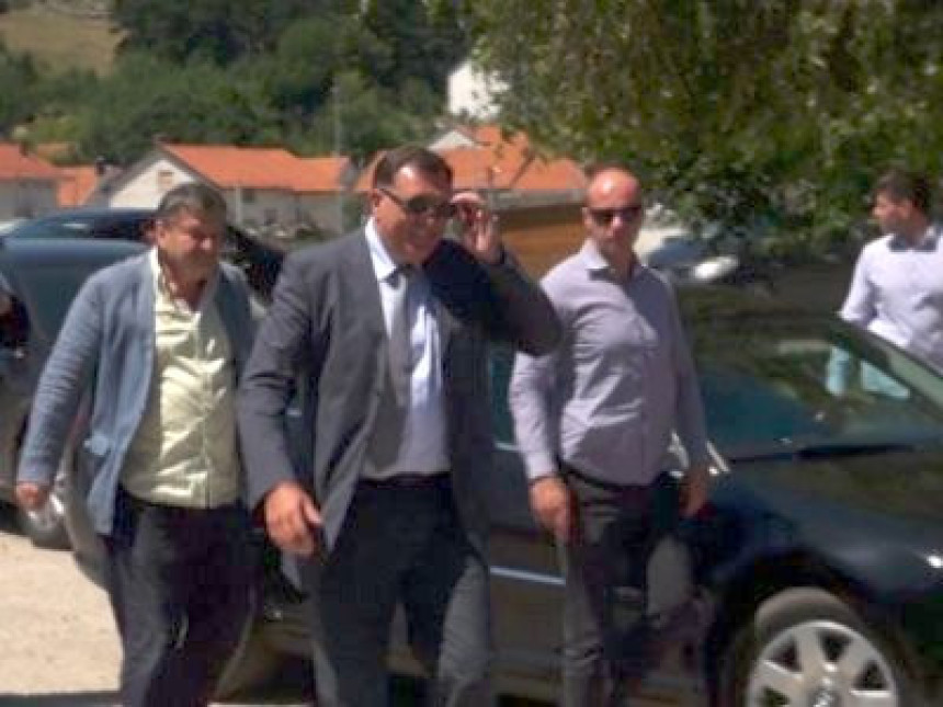 "Privatna država Milorada Dodika"