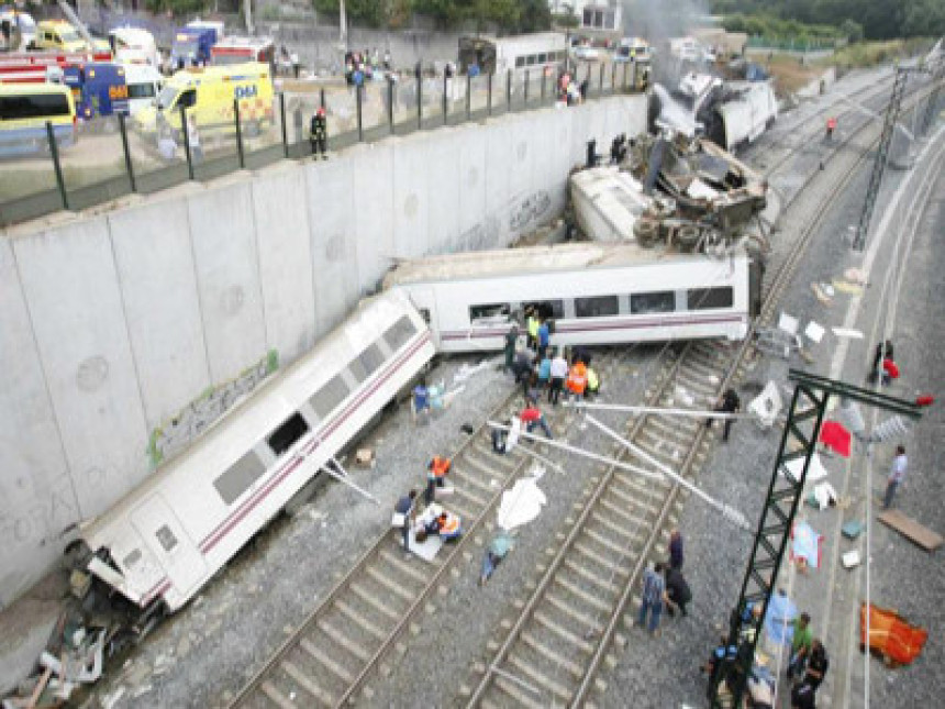 Teška željeznička nesreća u Španiji