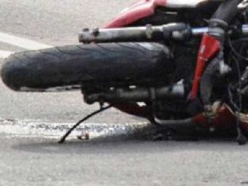 Тешко повријеђена два мотоциклиста