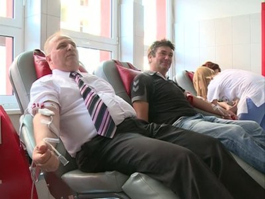Slobodan Stanić darovao krv (VIDEO)