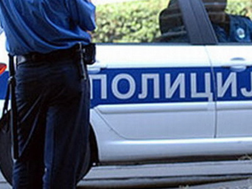 Gacko: Automobilom u kafić