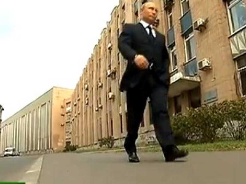 Kad Putin šeta sam... (VIDEO)