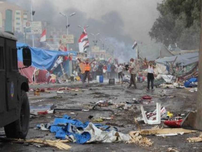 Egipat: Vanredno stanje, 150 mrtvih