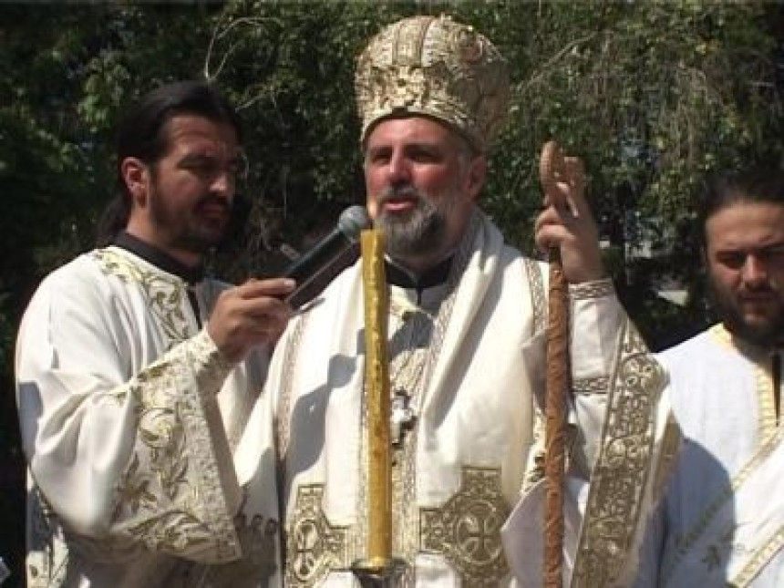 Grigorije: SDS me pljuje jer pijem kafu sa Dodikom