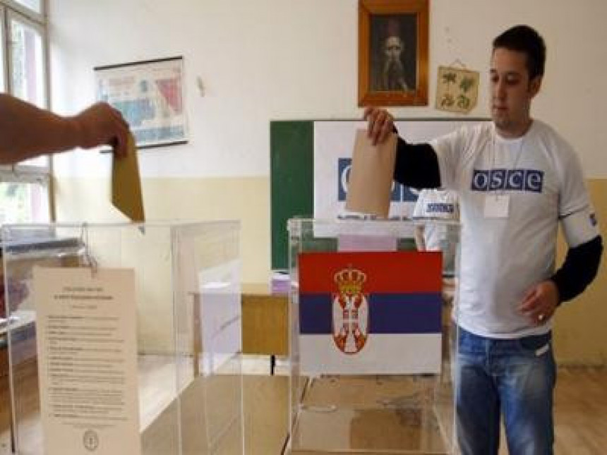 Srbi sa Kosmeta učestvuju na izborima (VIDEO)  