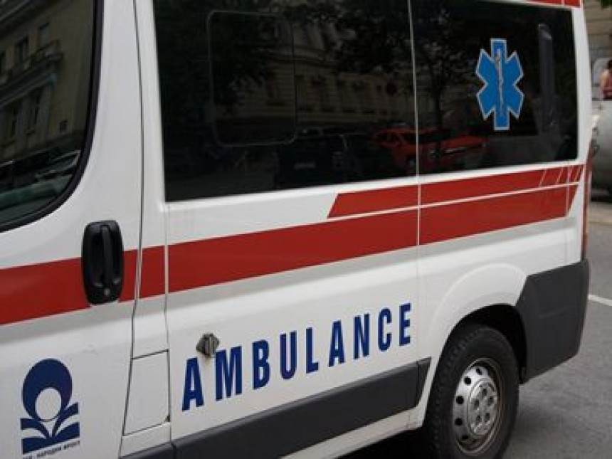 Хитна помоћ спасила живот провалнику