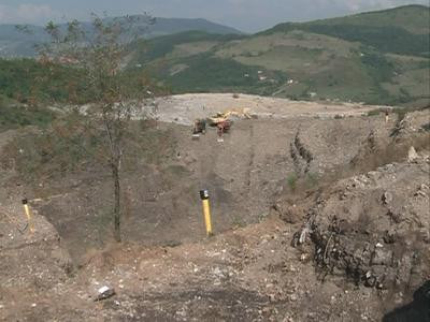 Obustavljena ekshumacija u Buća Potoku (VIDEO)