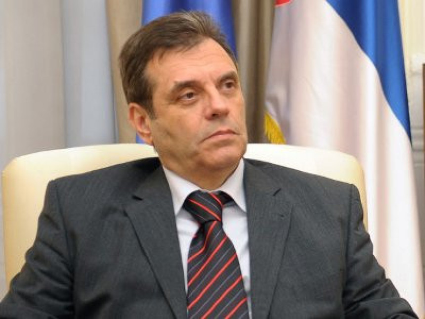 Nova vlada Srbije nastavlja lošu politiku