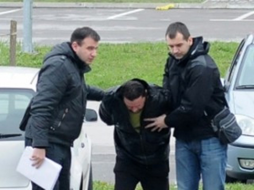 Optužen za silovanje osmogodišnje kćerke