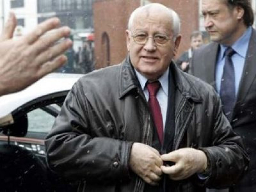 Горбачов против напада на Сирију