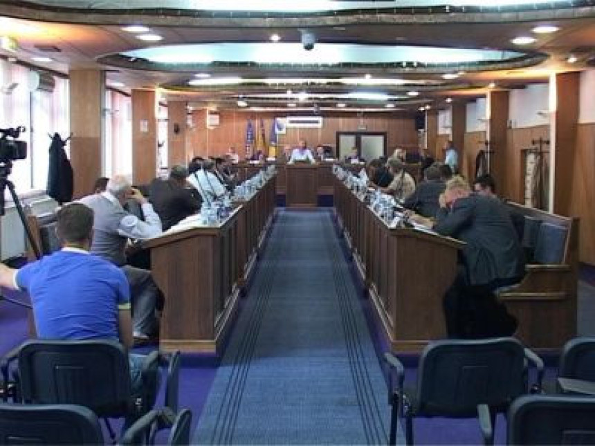 Veći porez na dobit za firme izvan distrikta (VIDEO)