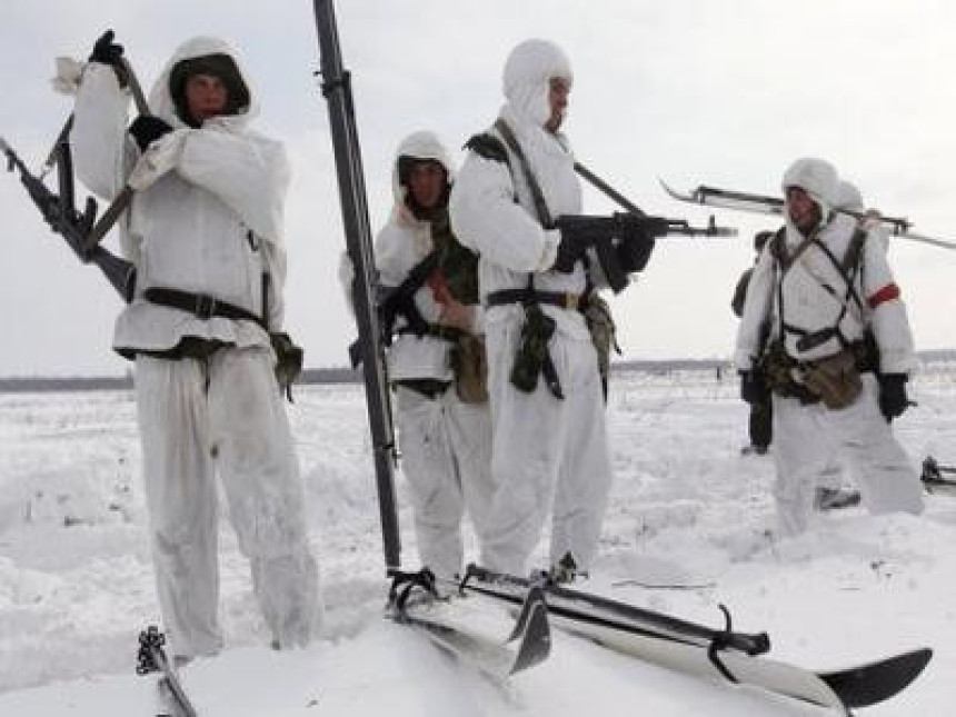 Moskva otvara staru vojnu bazu na Arktiku