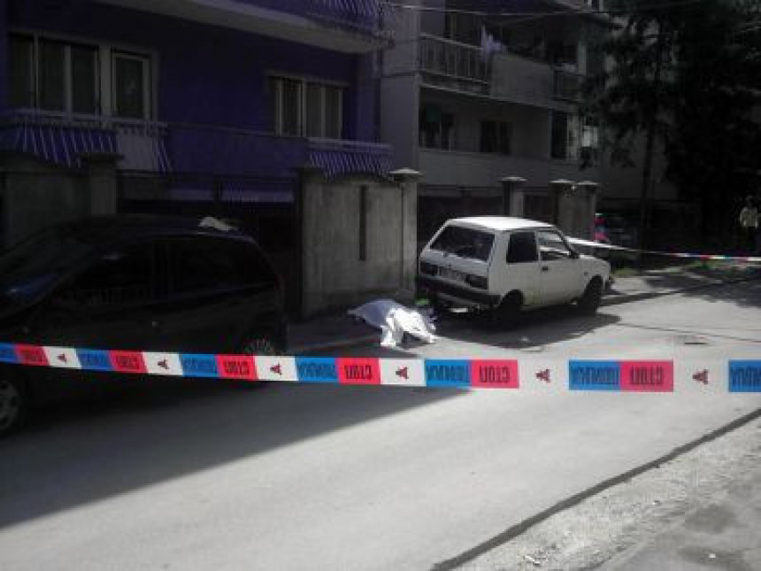 Београд: Ножем убио бившу супругу 
