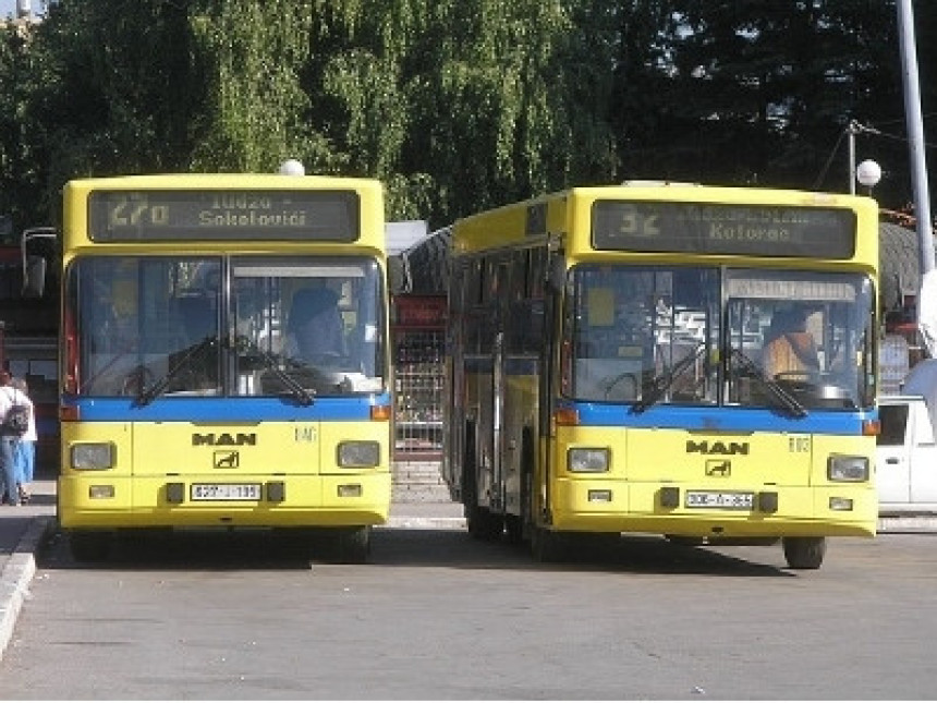U Sarajevu obustavljen gradski saobraćaj