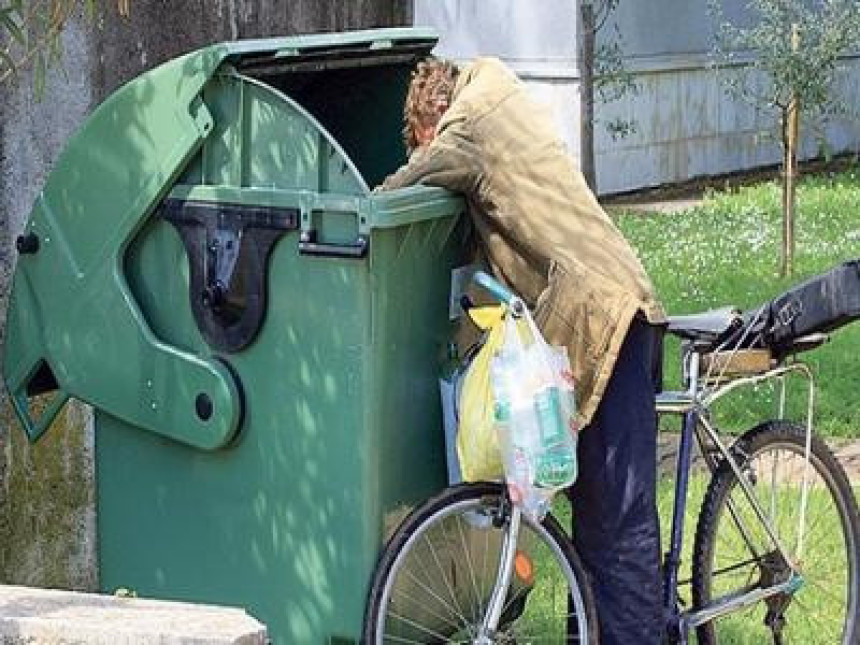 Гладан сваки осми човјек 