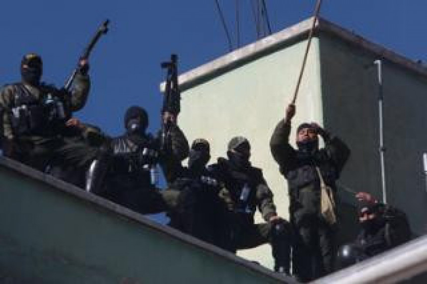 Побуна 4.000 полицајаца у Боливији