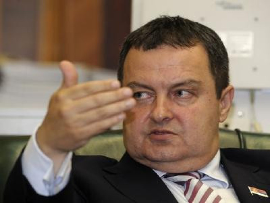 Dačić: Netačno je da sam u sukobu sa Vučićem