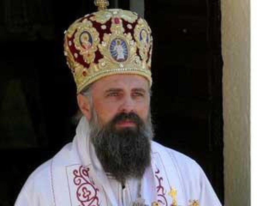  Владика Григорије служио литургију у манастиру Добрићево